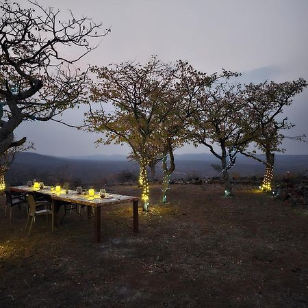 Onduri Lodge オウチョ エクステリア 写真