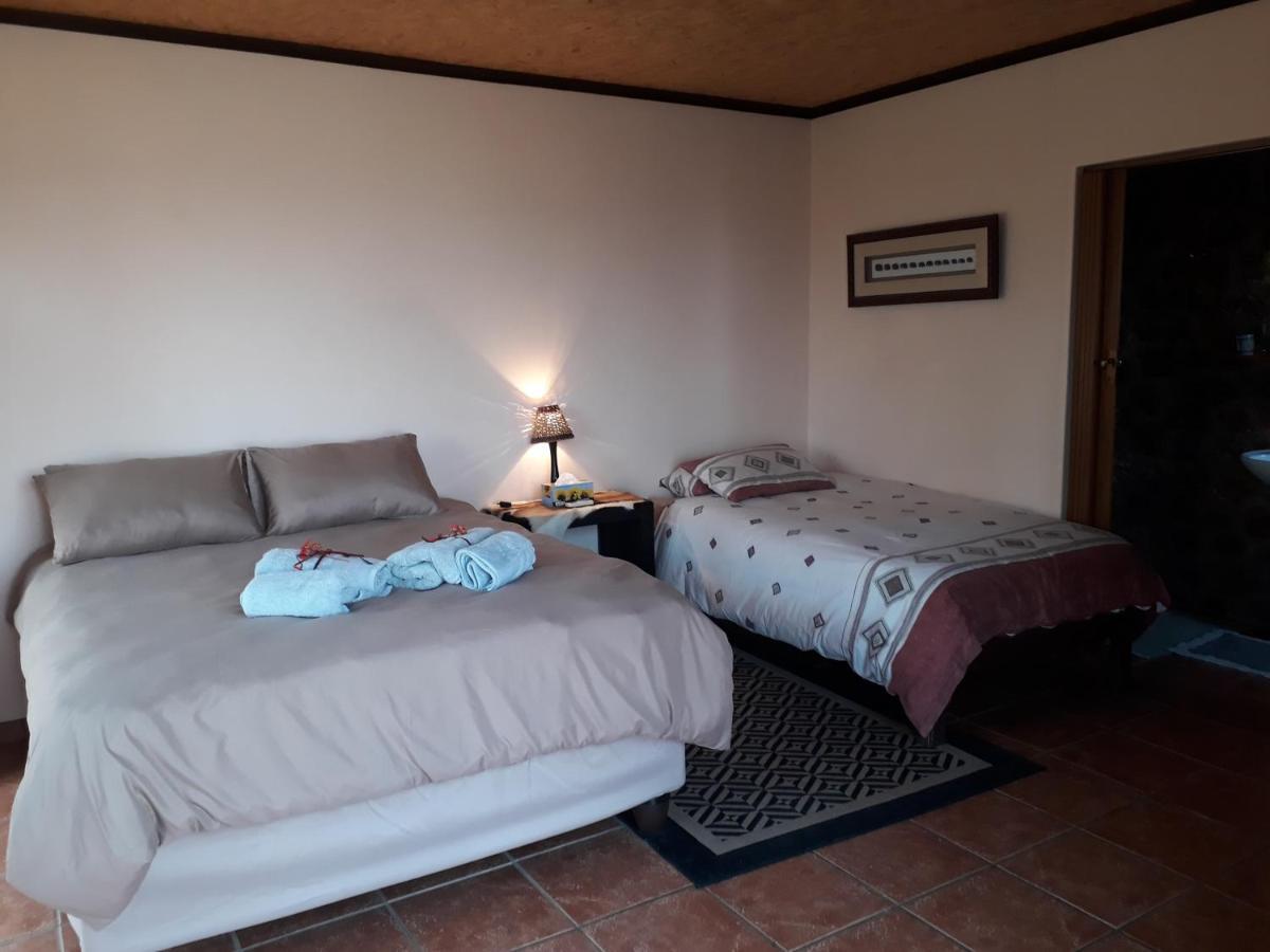 Onduri Lodge オウチョ エクステリア 写真
